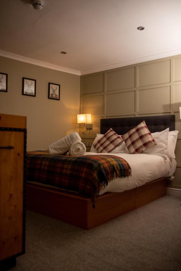Hotel The Oak House Axbridge Exterior foto A bedroom at the hotel